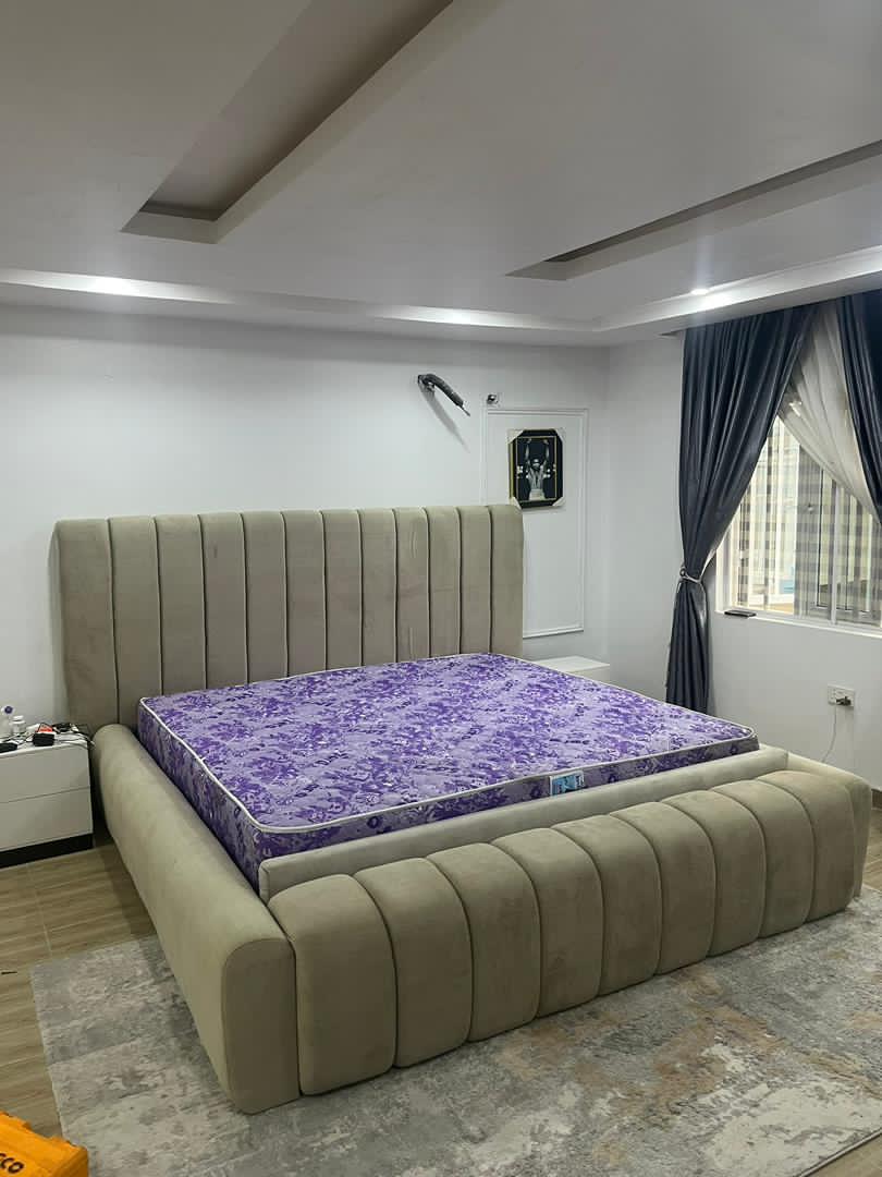 SWADE SOFA